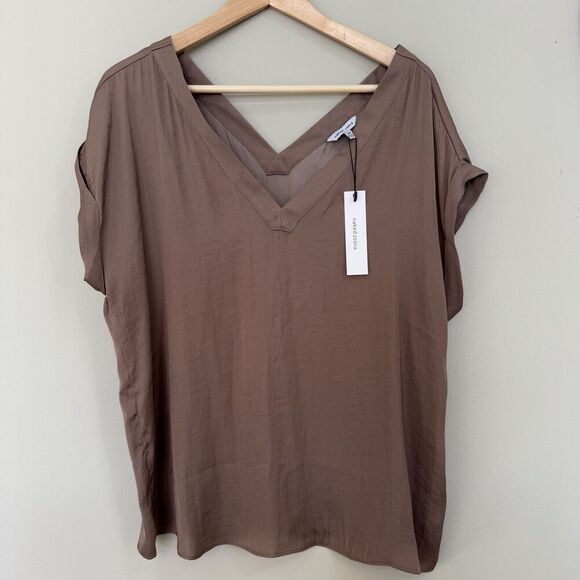 Naked Zebra Womens Brown Short Sleeve V-Neck Blouse Top Size Medium NEW NWT - Picture 1 of 6